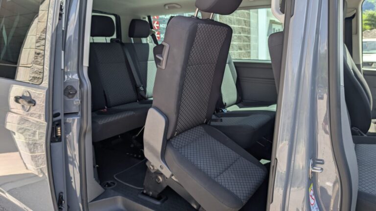 Volkswagen Caravelle – foto 7 di 11
